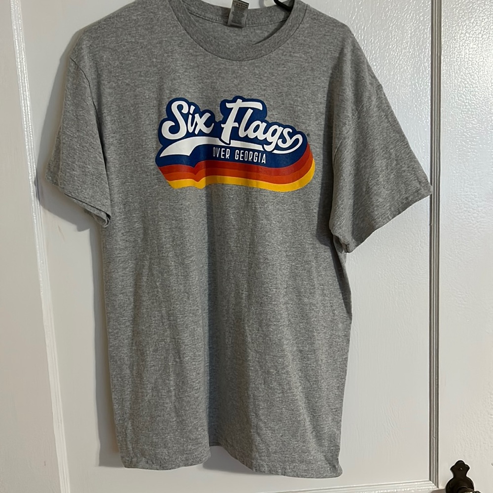 Six Flags tee
